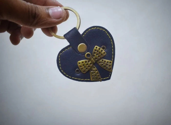 Personalized Heart Shape Pu leather Keychains